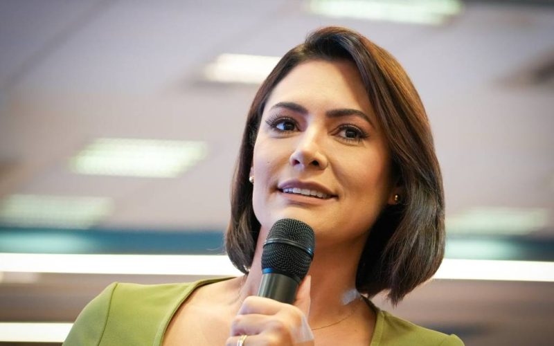 Após expor humilhação de Flávio, Michelle diz não ter “raiva de ninguém”